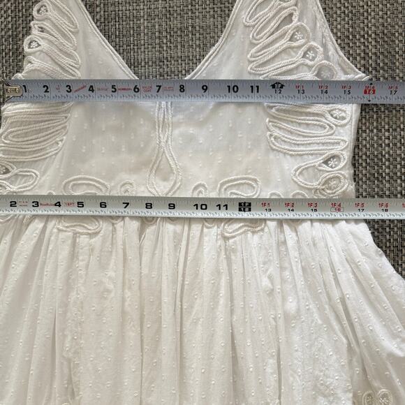 REVOLVE x TULAROSA Dixie Embroidered Lace V-neck Babydioll Top White M Boho - Picture 9 of 10